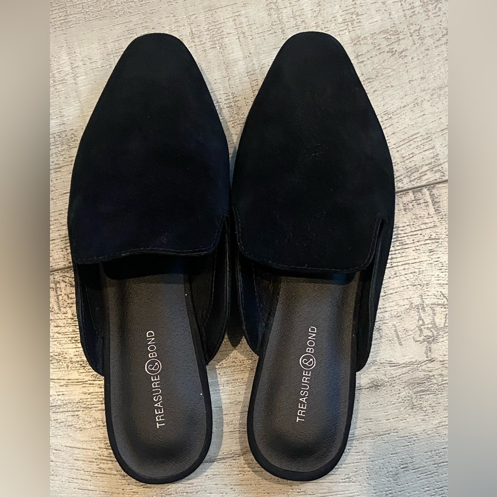 Treasure & Bond Women’s Black Suede Mules